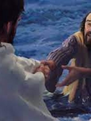436. “Pedro desceu da barca e começou a andar sobre a água, em direção a Jesus [...], mas quando sentiu o vento ficou com medo e começando a afundar, gritou: Senhor, salva-me” (Mt 14,29-30)