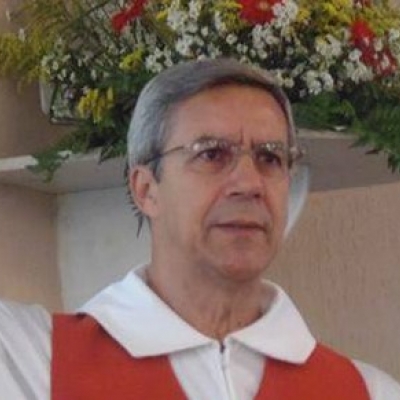 Pe. José Antônio de Oliveira Pe. José Antônio de Oliveira